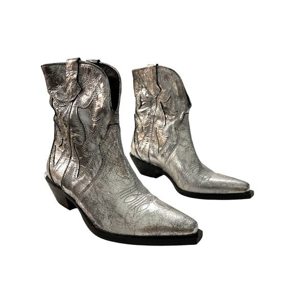 Free People Silver Way Out West Distressed Metallic Western Cowboy Boots 8.5 - Picture 2 of 10